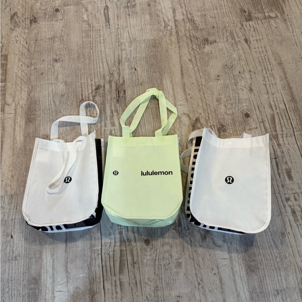 lululemon athletica White and Light Green Tote Trio